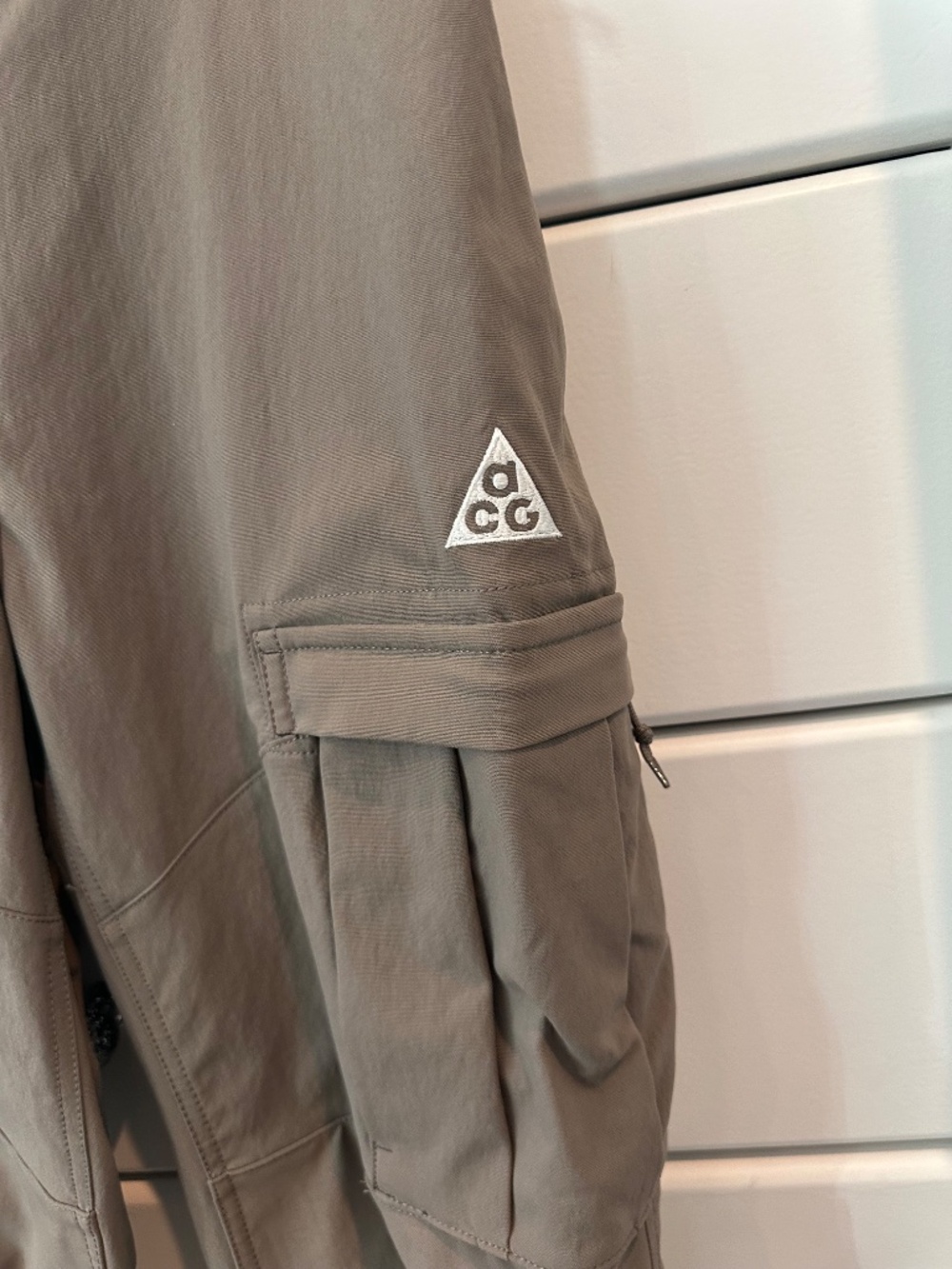 Nike ACG Smith Summit Cargo Pants Olive Grey Women’s Size S - Picture 6 of 9